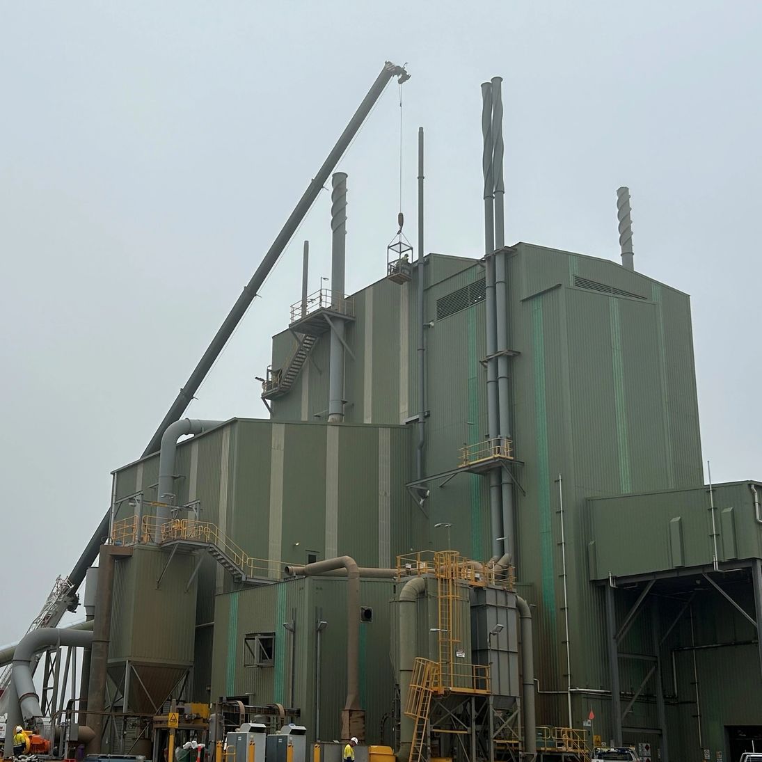 refining factory
