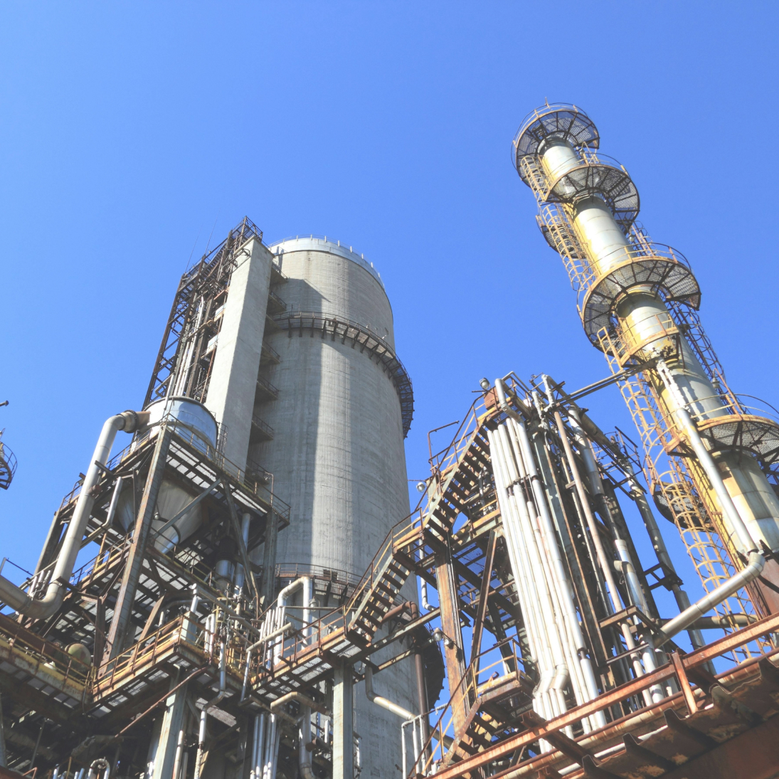 refining factory